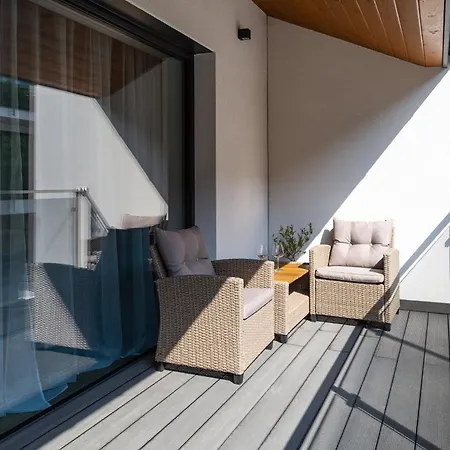 Ostoja Z Sauna شقة *